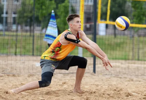 [A] Lithuanian guys U-18 indoor beach volleyball championship (Phase IV, Kaunas)