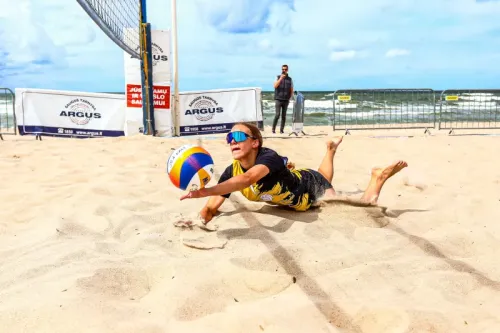 [A] Lithuanian Girls U-16 Closed Premises Beach Volleyball Championship (Phase III, Vilnius)