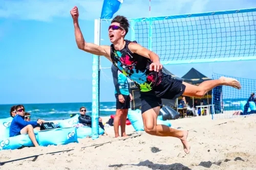 [A] Lithuanian guys U-18 indoor beach volleyball championship (Phase II, Vilnius)