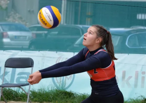 2021 m. Lietuvos uždarų patalpų U-18 paplūdimio tinklinio čempionatas (I ETAPAS - Auksma).