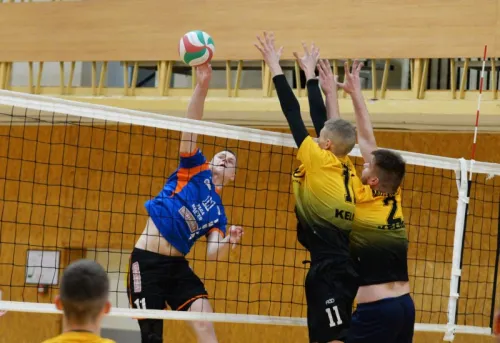 2021-2022 m. Lietuvos U-20 vaikinų salės tinklinio čempionatas.