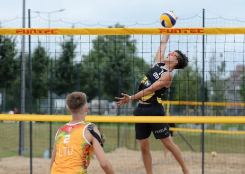 Atranka į 2022 m. Europos U-18 paplūdimio tinklinio čempionatą