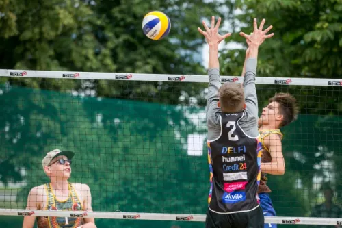 [A] Lithuanian guys U-20 indoor beach volleyball championship (Phase I, Šiauliai)